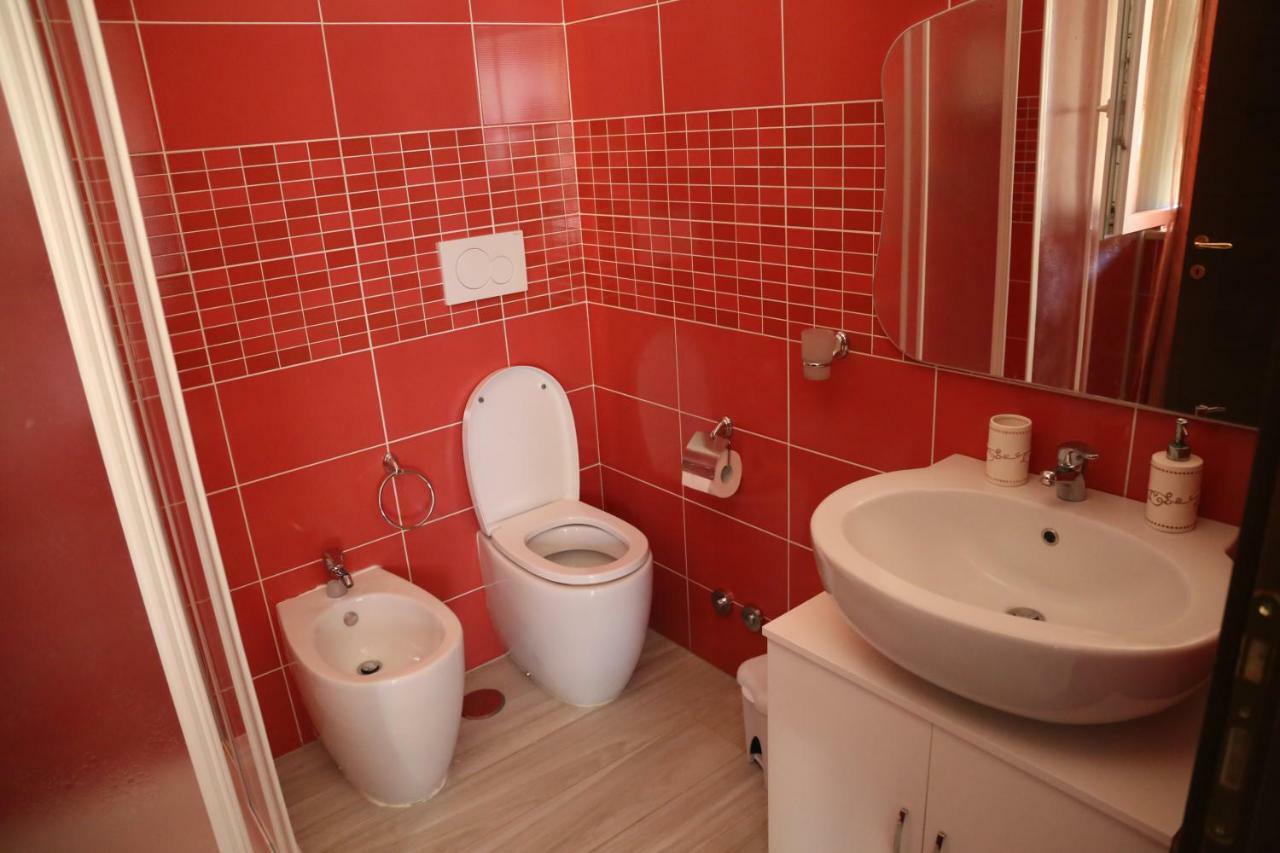 Mabell Guest House Civitavecchia Exterior photo