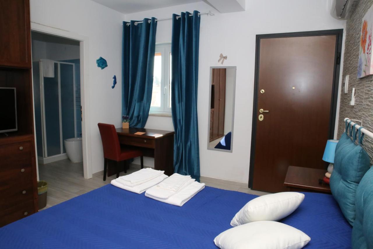 Mabell Guest House Civitavecchia Exterior photo