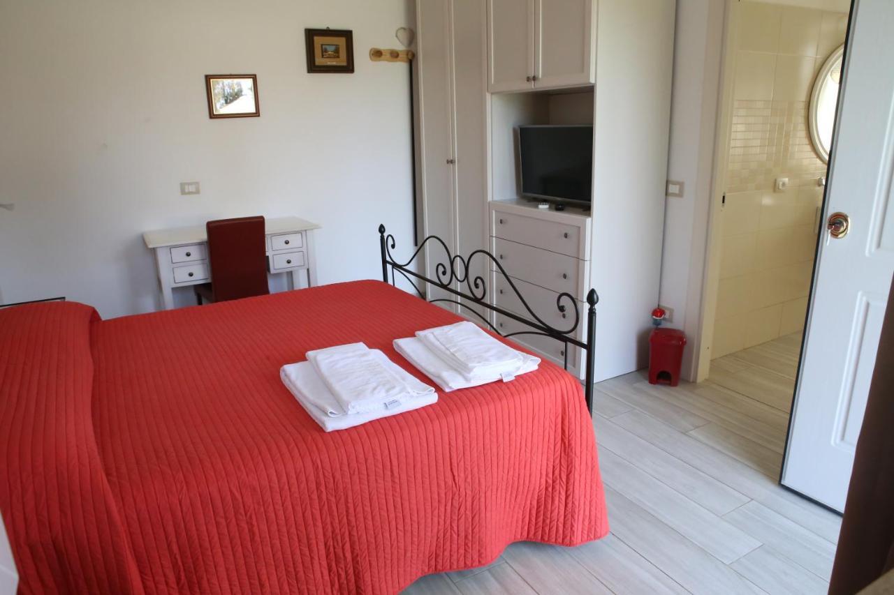 Mabell Guest House Civitavecchia Exterior photo